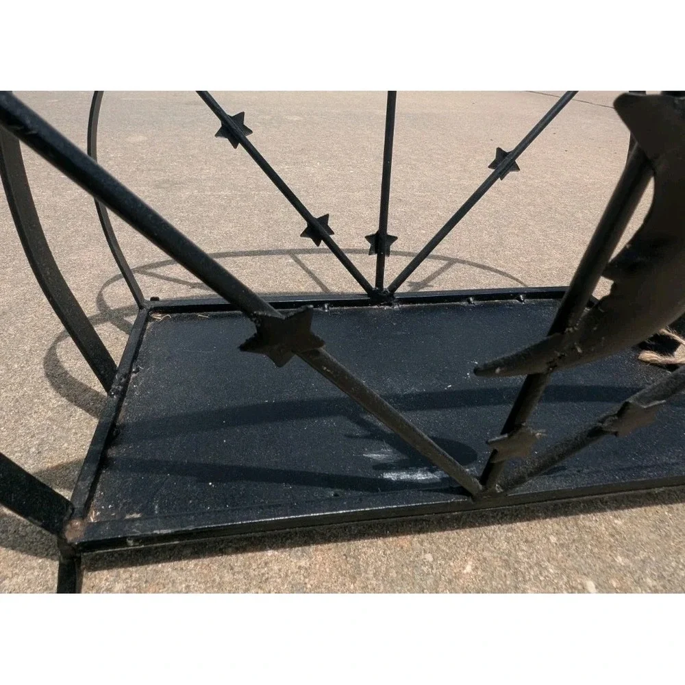 Vintage Celestial Moon & Star Black Metal Magazine/Newspaper Holder Rack 16